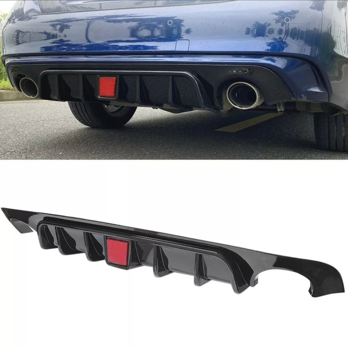 Gloss black rear diffuser